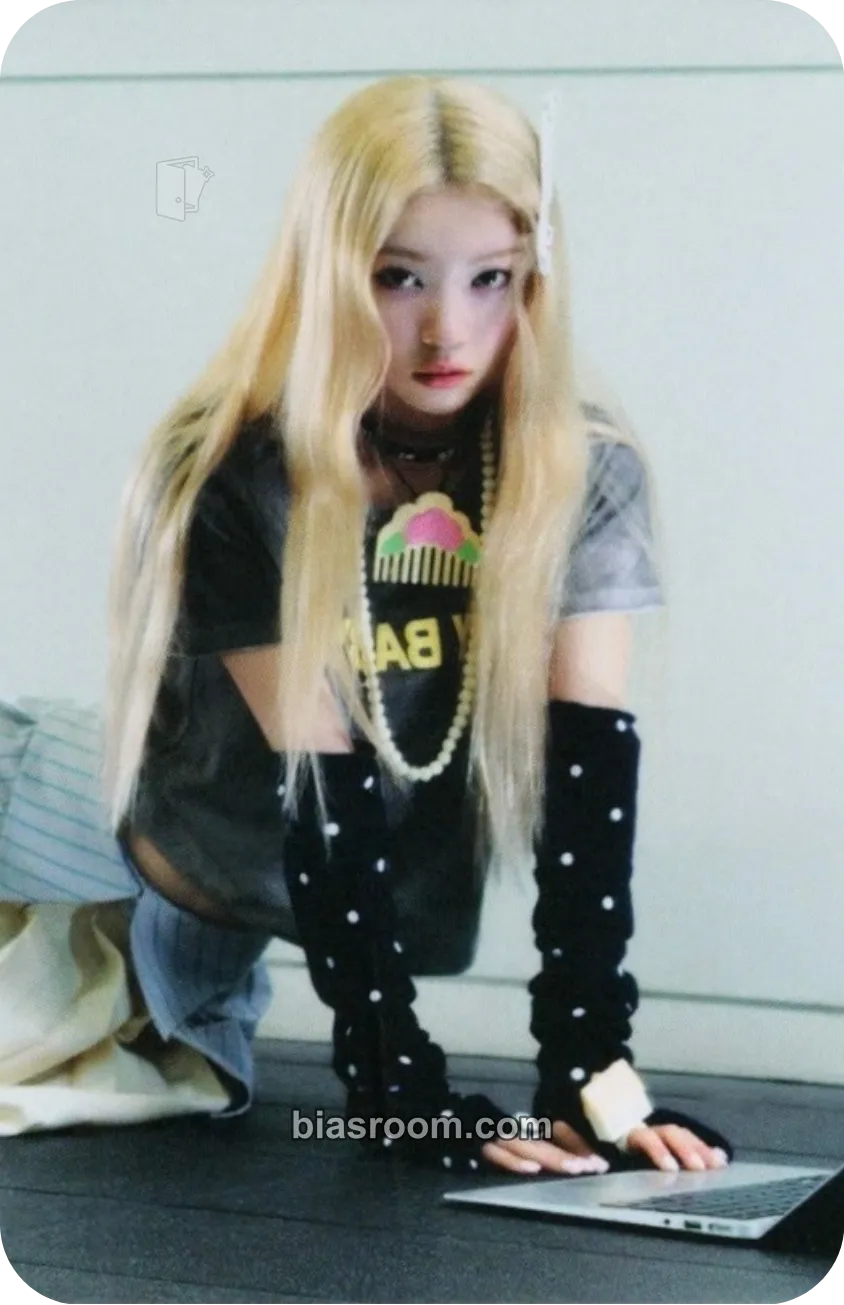 Moka NOT CUTE ANYMORE Photocard - ILLIT - ILLIT K-pop photocard