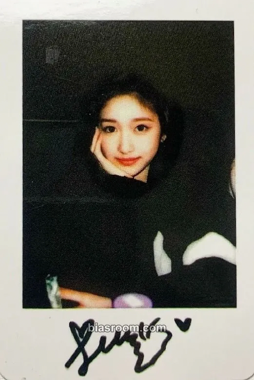 Leeseo ELEVEN Photocard - IVE - IVE K-pop photocard