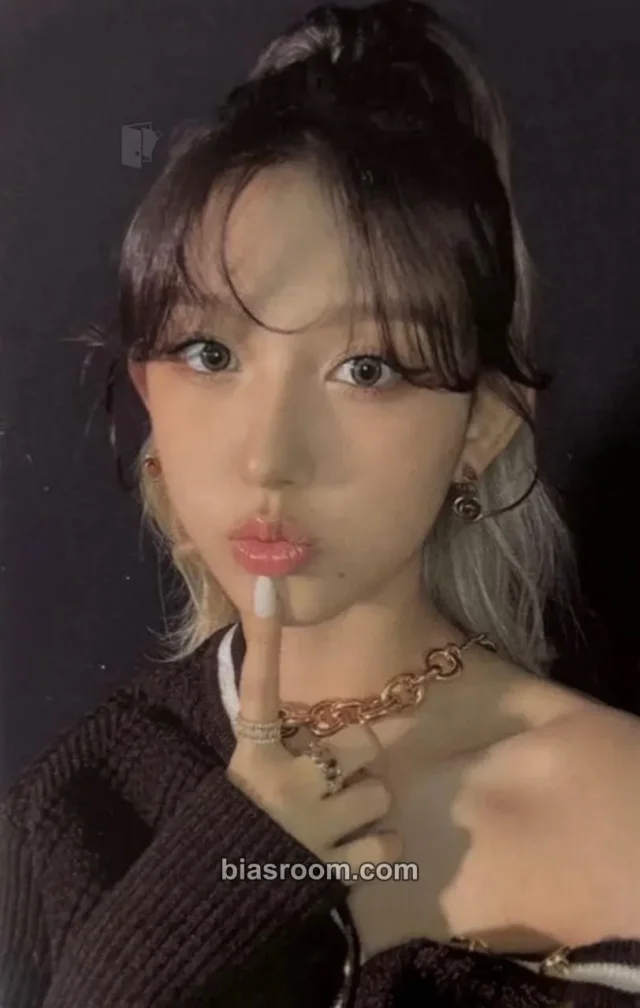 IVE - Gaeul - ELEVEN Album yizhiyu (yzy) round 2
