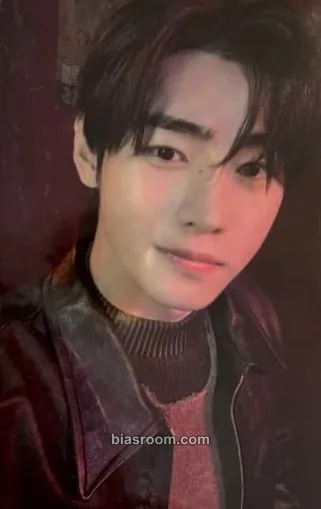 Sunghoon 'WALK THE LINE' World Tour Photocard - ENHYPEN - ENHYPEN K-pop photocard