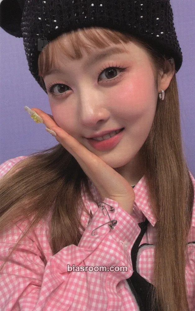 Sieun Teddy Bear Photocard - STAYC - STAYC K-pop photocard