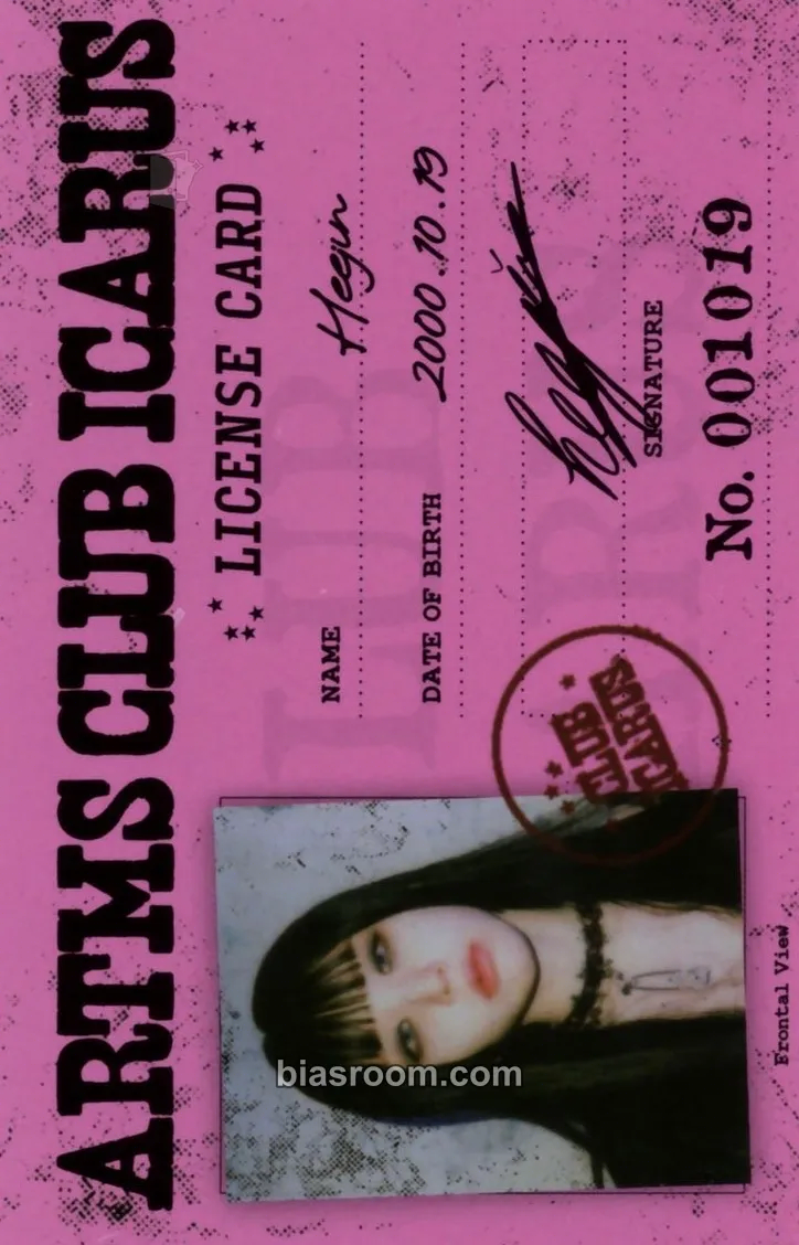 HeeJin Club Icarus Photocard - ARTMS - ARTMS K-pop photocard