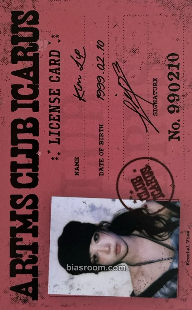 ARTMS - Kim Lip - Club Icarus Album A version album inclusion id card