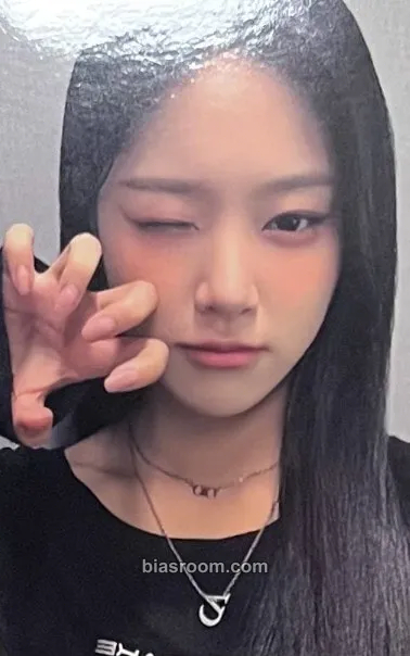 HyunJin FROMM Best Friends Forever Photocard - Loossemble - Loossemble K-pop photocard