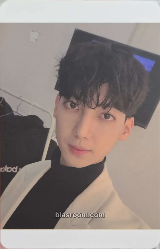 BOYFRIEND - Youngmin - Adonis Album crowdfunding benefit makestar