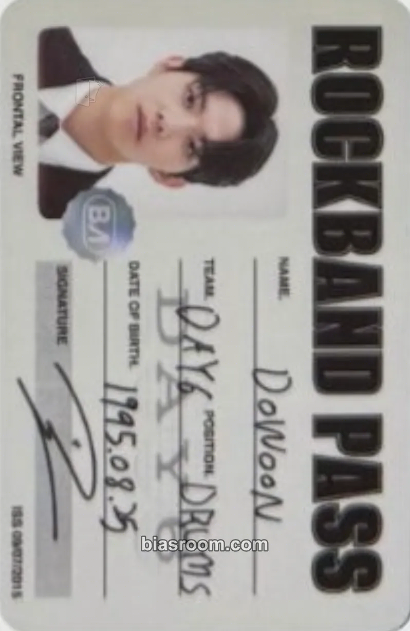 Dowoon Band Aid Photocard - DAY6 - DAY6 K-pop photocard