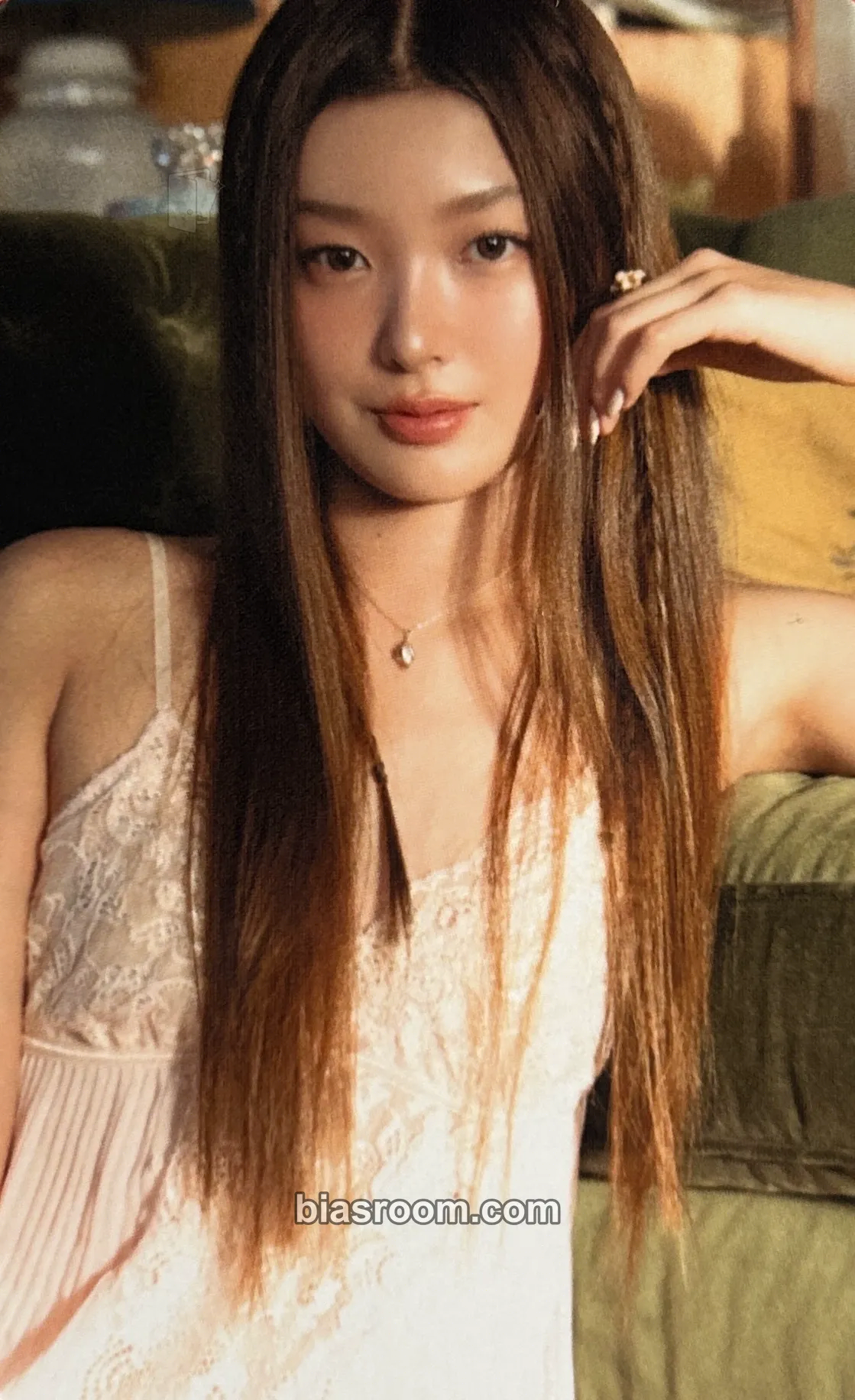 Yoonchae SIS (Soft Is Strong) Photocard - KATSEYE - KATSEYE K-pop photocard