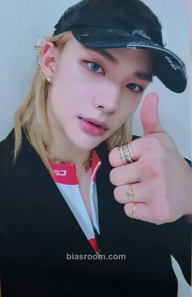 Stray Kids - Hyunjin - In Life Album soundwave magnet gacha event