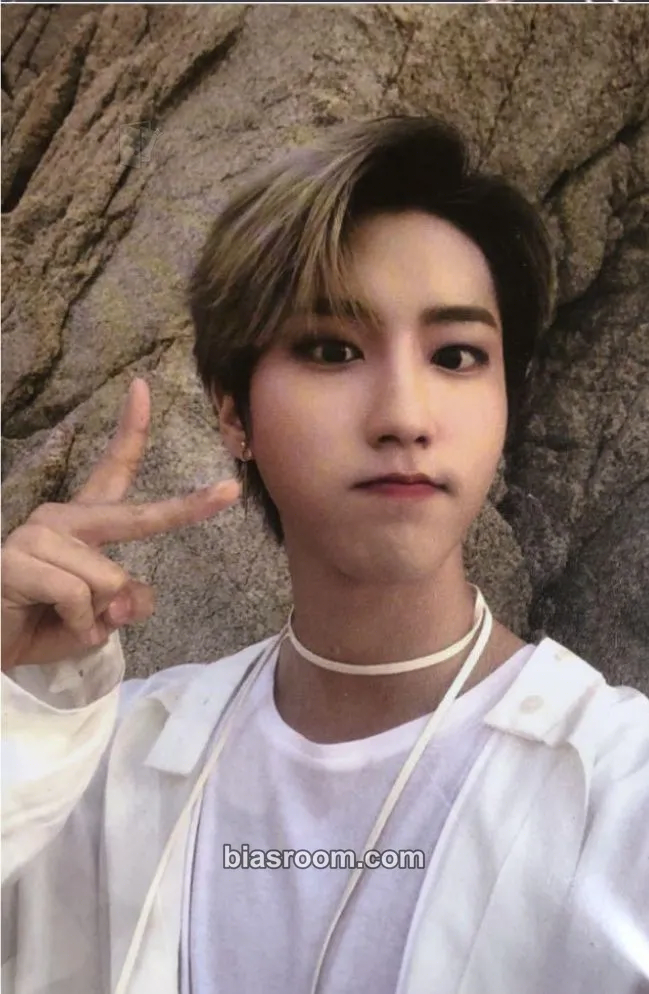 HAN GO LIVE Photocard - Stray Kids - Stray Kids K-pop photocard