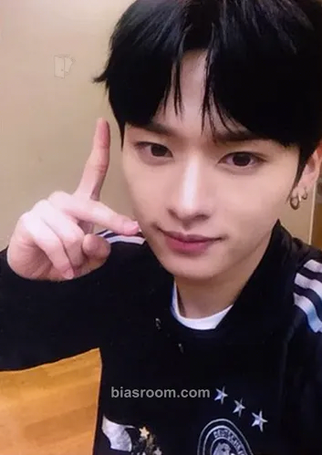 Lee Know I am WHO? Photocard - Stray Kids - Stray Kids K-pop photocard