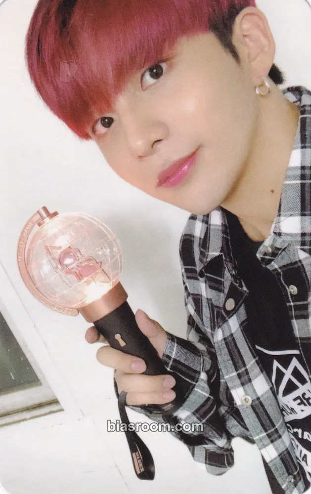 Jongho Official Lightstick Case Photocard - ATEEZ - ATEEZ K-pop photocard