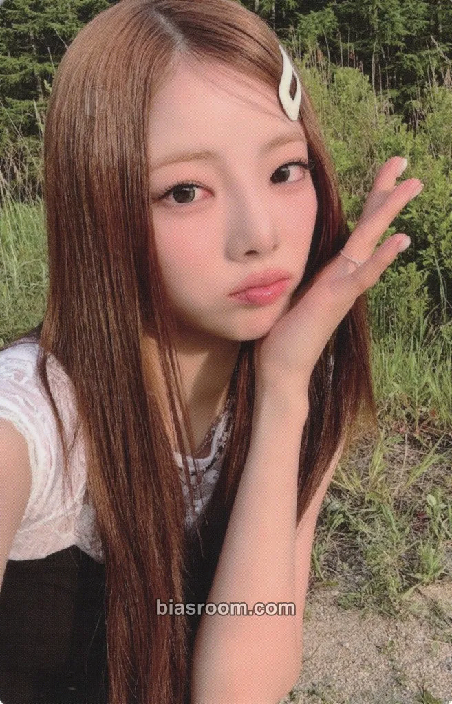 Na Goeun I Miss My... Photocard - PURPLE KISS - PURPLE KISS K-pop photocard