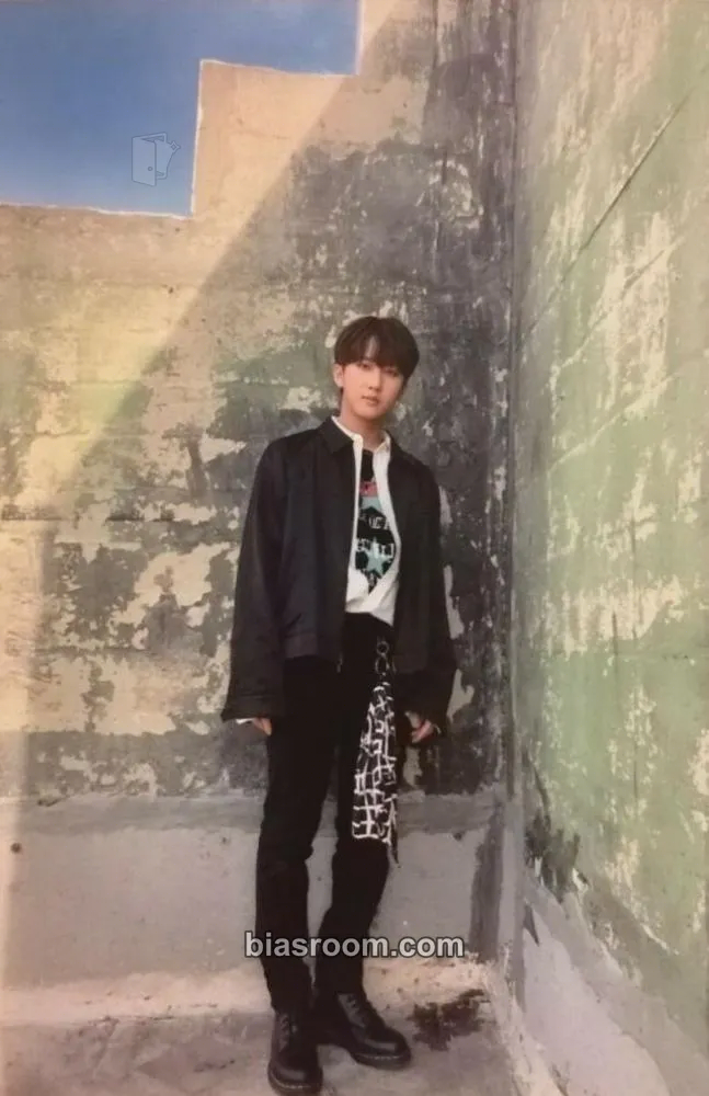 Changbin Clé 2: Yellow Wood Photocard - Stray Kids - Stray Kids K-pop photocard
