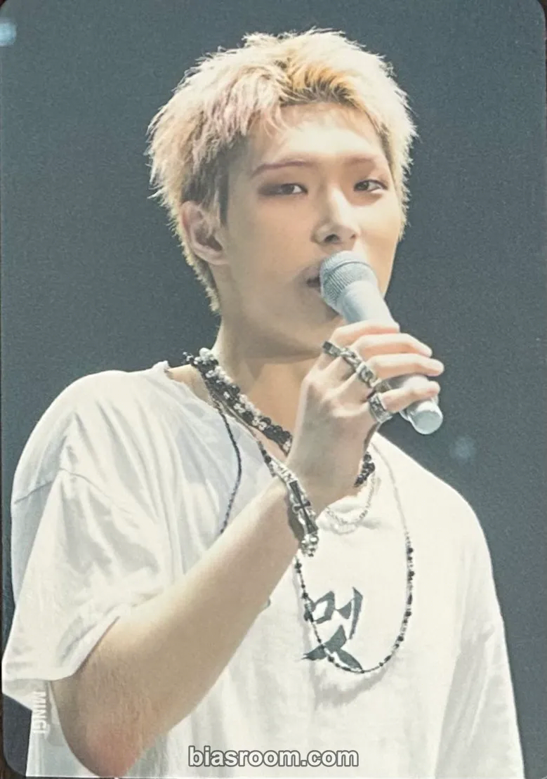 Mingi The Fellowship : Break the Wall in Japan DVD/Blu-ray Box 2 Photocard - ATEEZ - ATEEZ K-pop photocard