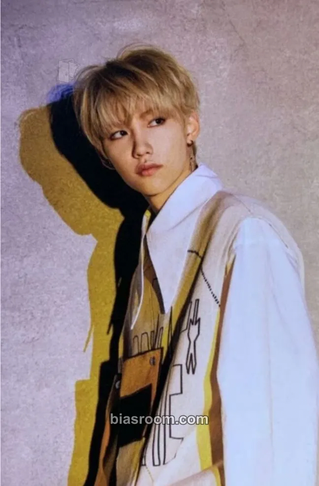Felix Clé 2: Yellow Wood Photocard - Stray Kids - Stray Kids K-pop photocard
