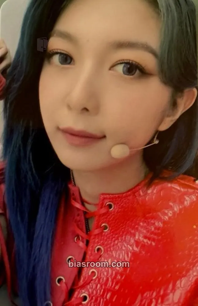 Dami Dystopia : Lose Myself Photocard - Dreamcatcher - Dreamcatcher K-pop photocard