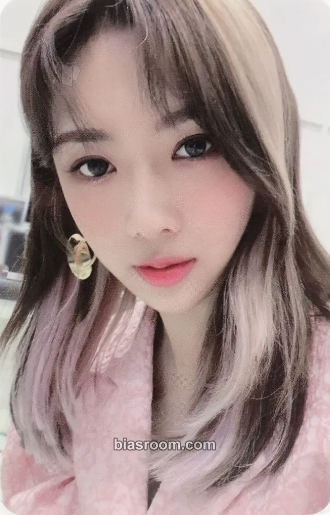 Yoohyeon Dystopia : Lose Myself Photocard - Dreamcatcher - Dreamcatcher K-pop photocard