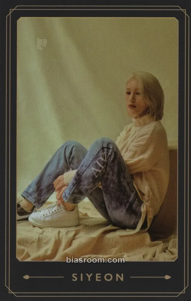 Dreamcatcher - Siyeon - Official Dreamcatcher Store Merchandise Other 2021 version merch photocard photocard set
