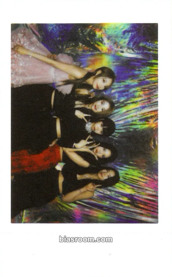 ANTIFRAGILE Photocard - LE SSERAFIM - LE SSERAFIM K-pop photocard