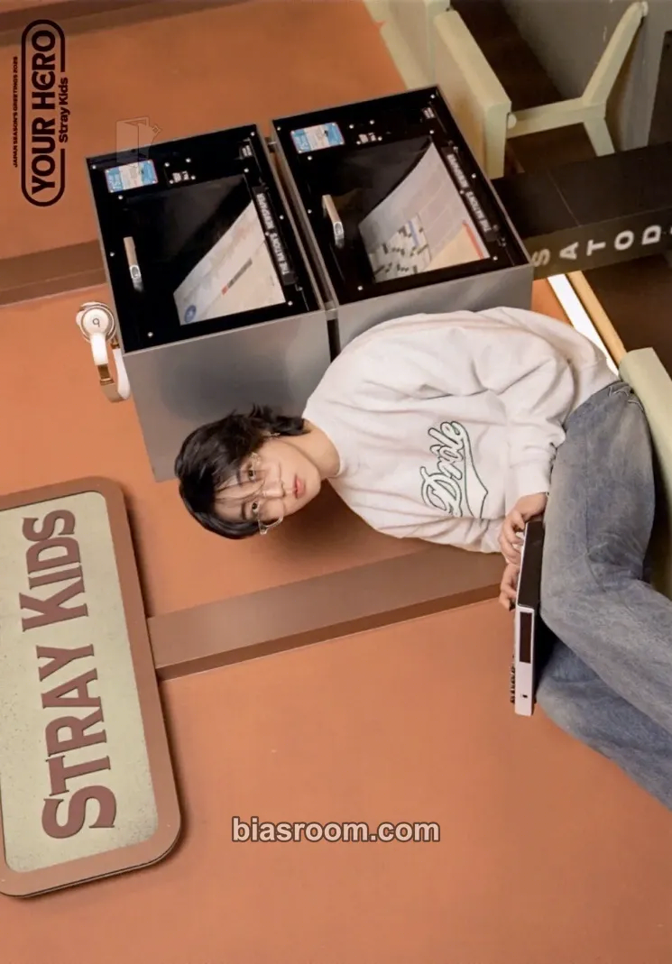 HAN 2025 Japan Season's Greetings - Your Hero Photocard - Stray Kids - Stray Kids K-pop photocard