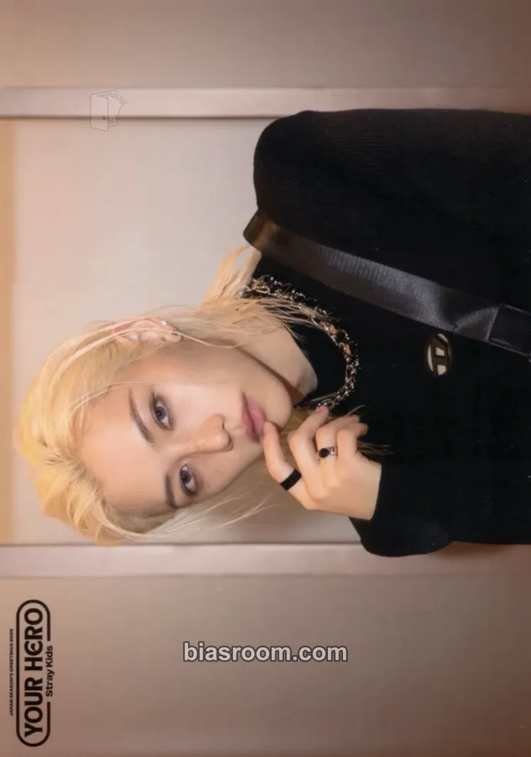 Felix 2025 Japan Season's Greetings - Your Hero Photocard - Stray Kids - Stray Kids K-pop photocard