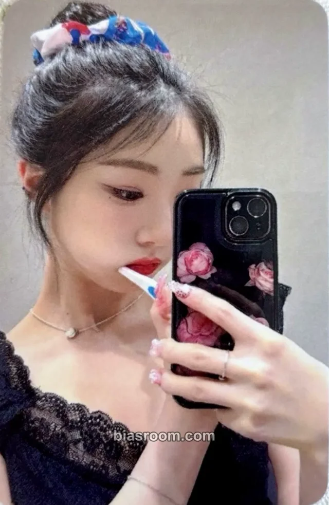 Loossemble - Yeojin - YeoJin's Special HelloLive Event Other fansign hellolive