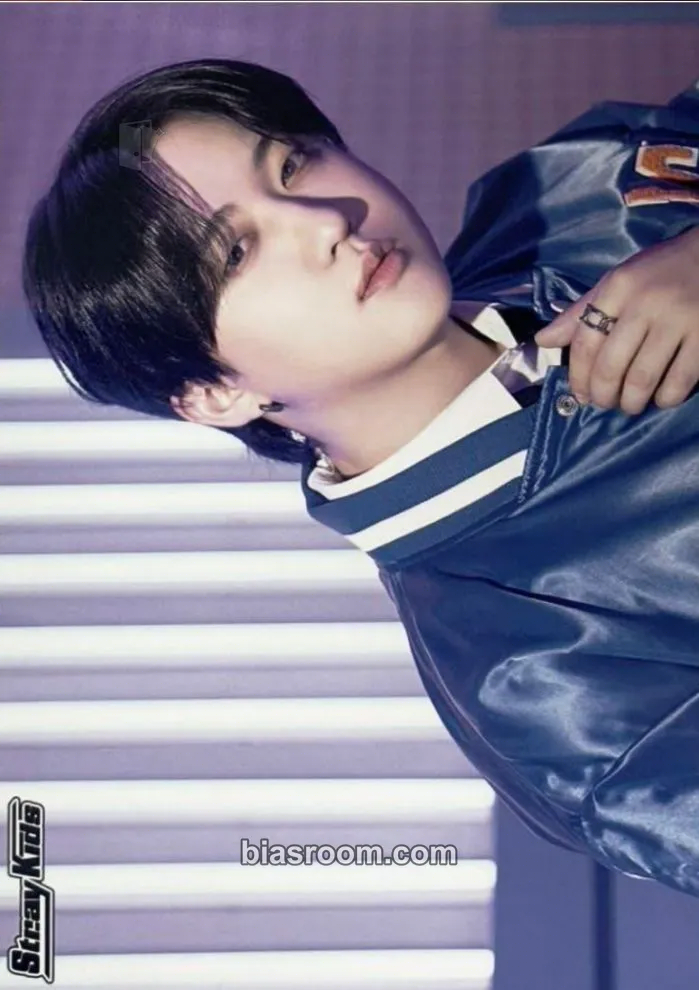 Changbin JYP JAPAN POPUP STORE 2024 Photocard - Stray Kids - Stray Kids K-pop photocard