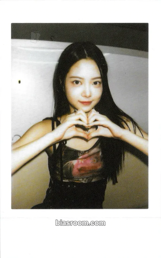 Hong Eunchae ANTIFRAGILE Photocard - LE SSERAFIM - LE SSERAFIM K-pop photocard