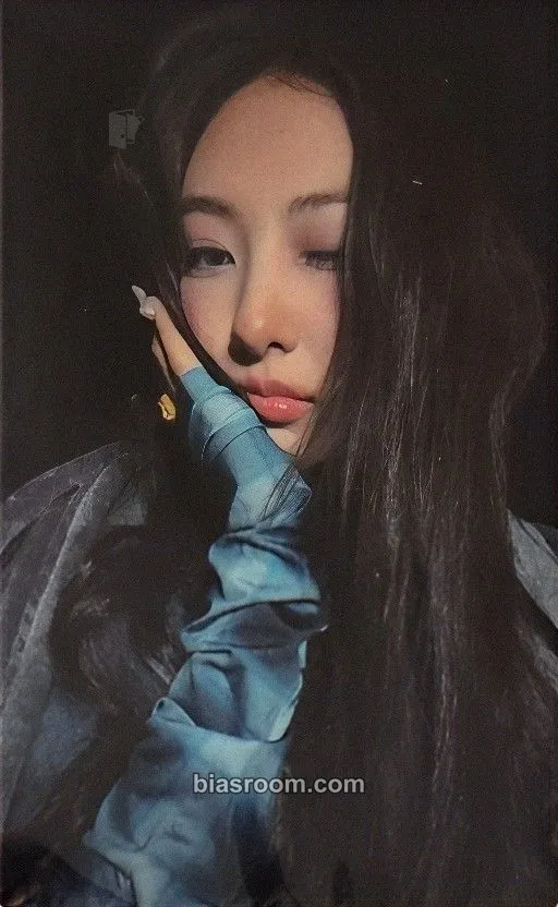 Gawon MY EYES OPEN VVIDE Photocard - MEOVV - MEOVV K-pop photocard
