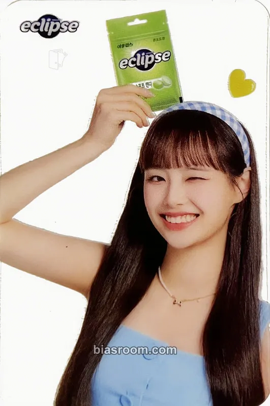 Chuu Chuu x Eclipse Chewable Mints Photocard - Chuu K-pop photocard