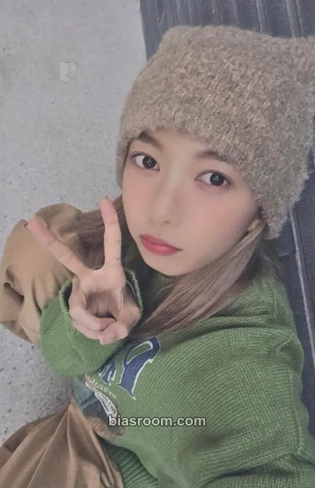 Dami Chequered Flag Photocard - Dreamcatcher - Dreamcatcher K-pop photocard