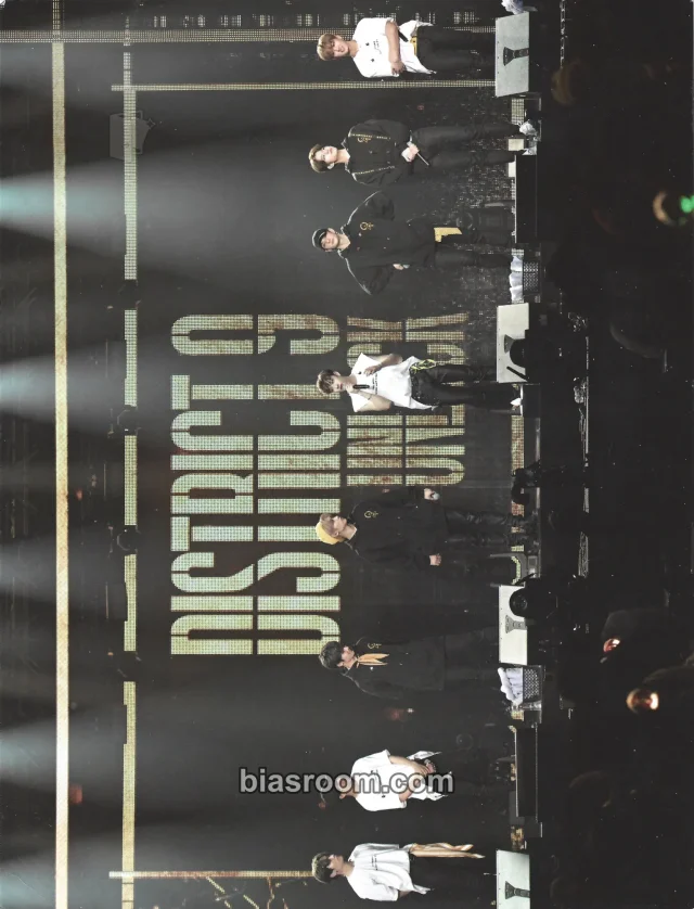 Stray Kids - Other pre-order benefit (pob) DVD version