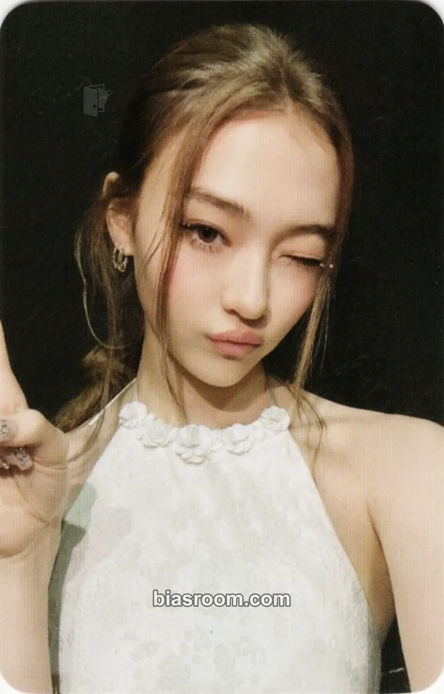 Ella MY EYES OPEN VVIDE Photocard - MEOVV - MEOVV K-pop photocard