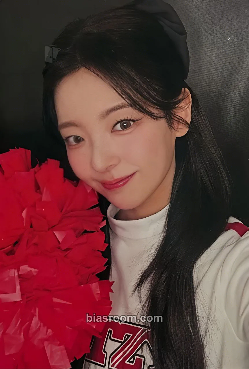 Lia ITZY Official Fanclub MIDZY 4th Generation Photocard - ITZY - ITZY K-pop photocard