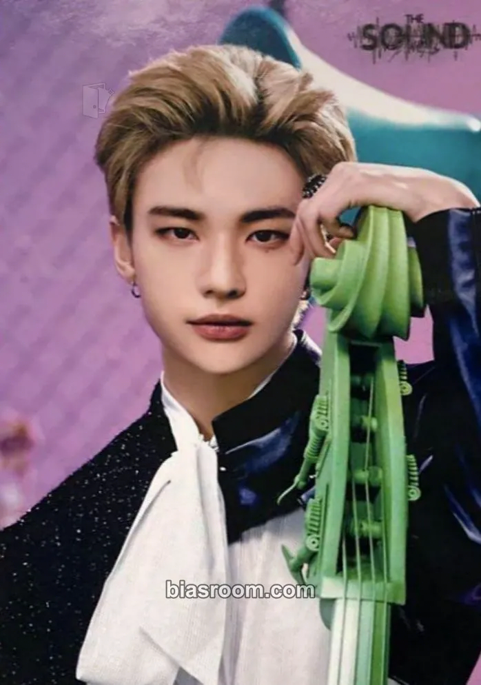 Hyunjin The Sound Photocard - Stray Kids - Stray Kids K-pop photocard