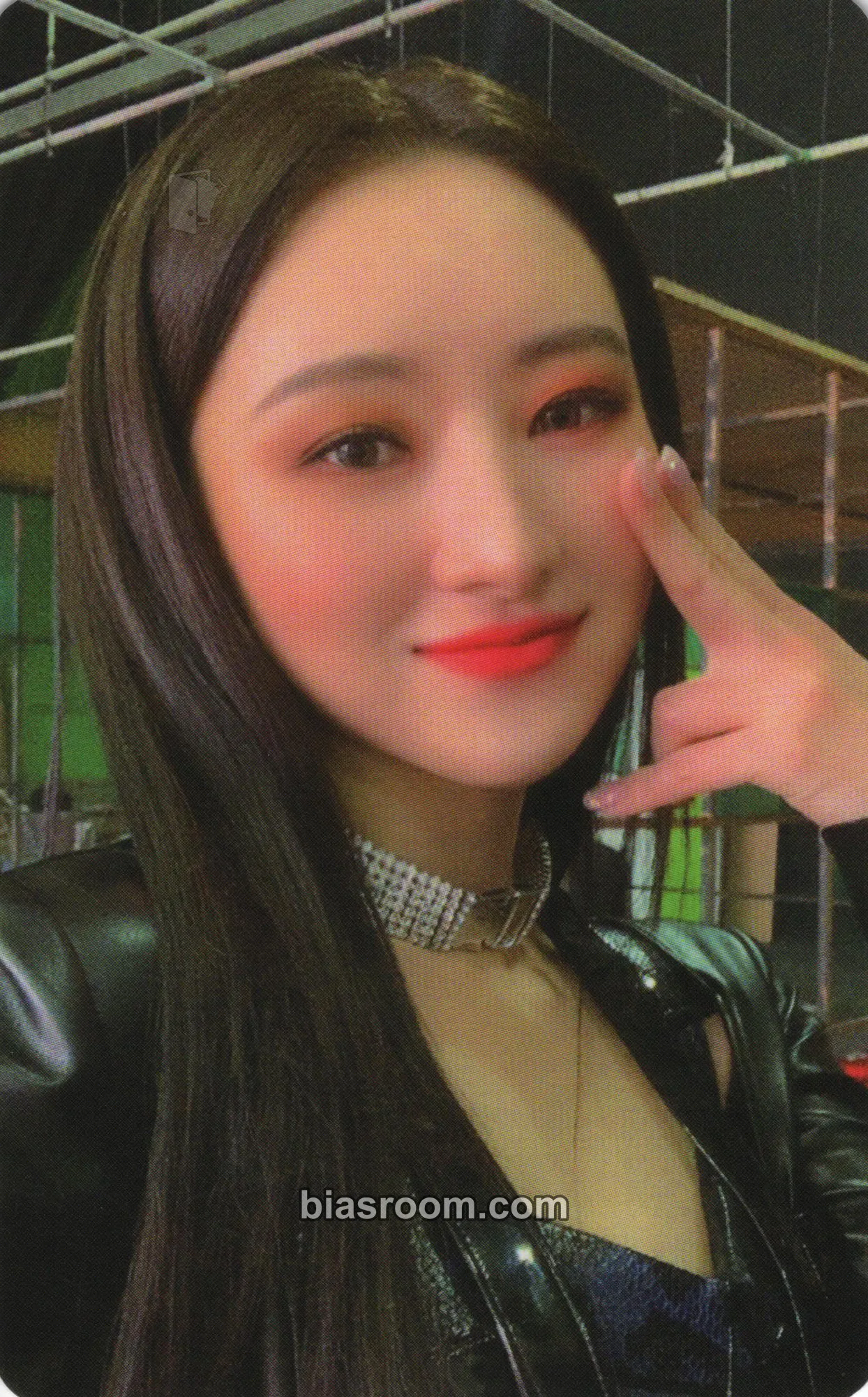 SuA Dystopia : Road to Utopia Photocard - Dreamcatcher - Dreamcatcher K-pop photocard