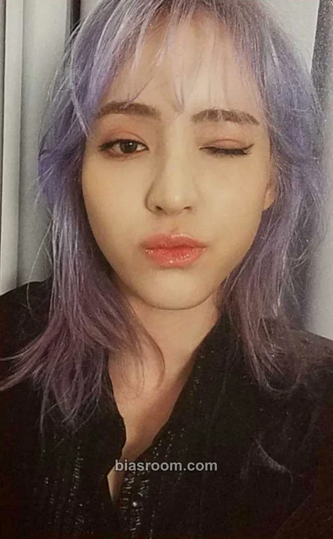 Sitala Athletic Girl Photocard - H1-KEY - H1-KEY K-pop photocard