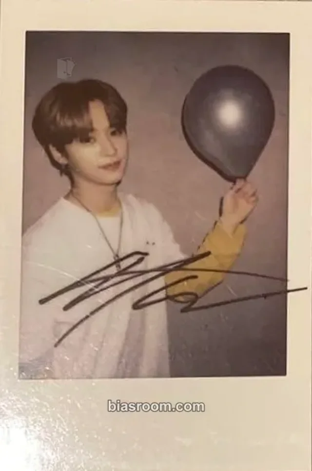 Stray Kids - Lee Know - Hi-STAY Tour in Korea  Event polaroid special event purchase benefit