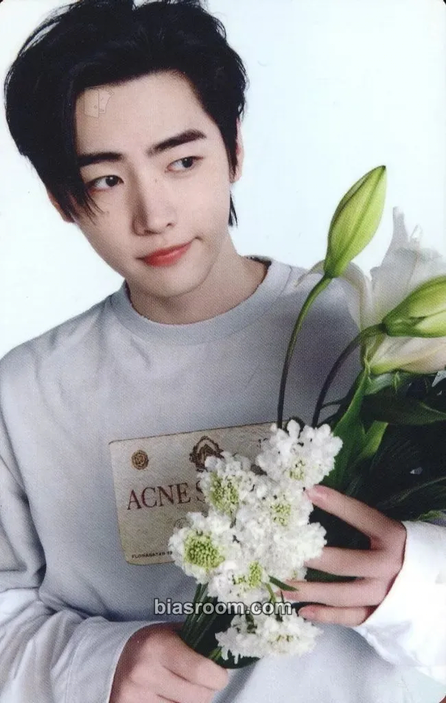 Sunghoon 宵 -YOI- Photocard - ENHYPEN - ENHYPEN K-pop photocard
