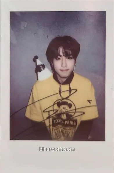 HAN Hi-STAY Tour in Korea Photocard - Stray Kids - Stray Kids K-pop photocard