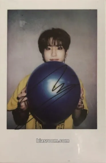HAN Hi-STAY Tour in Korea Photocard - Stray Kids - Stray Kids K-pop photocard
