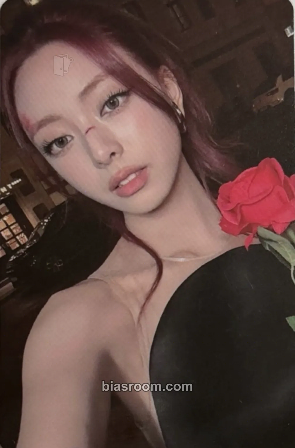 Yuna TUNNEL VISION Photocard - ITZY - ITZY K-pop photocard