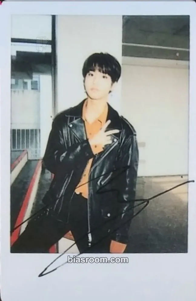 HAN World Tour “District 9 : Unlock” Photocard - Stray Kids - Stray Kids K-pop photocard