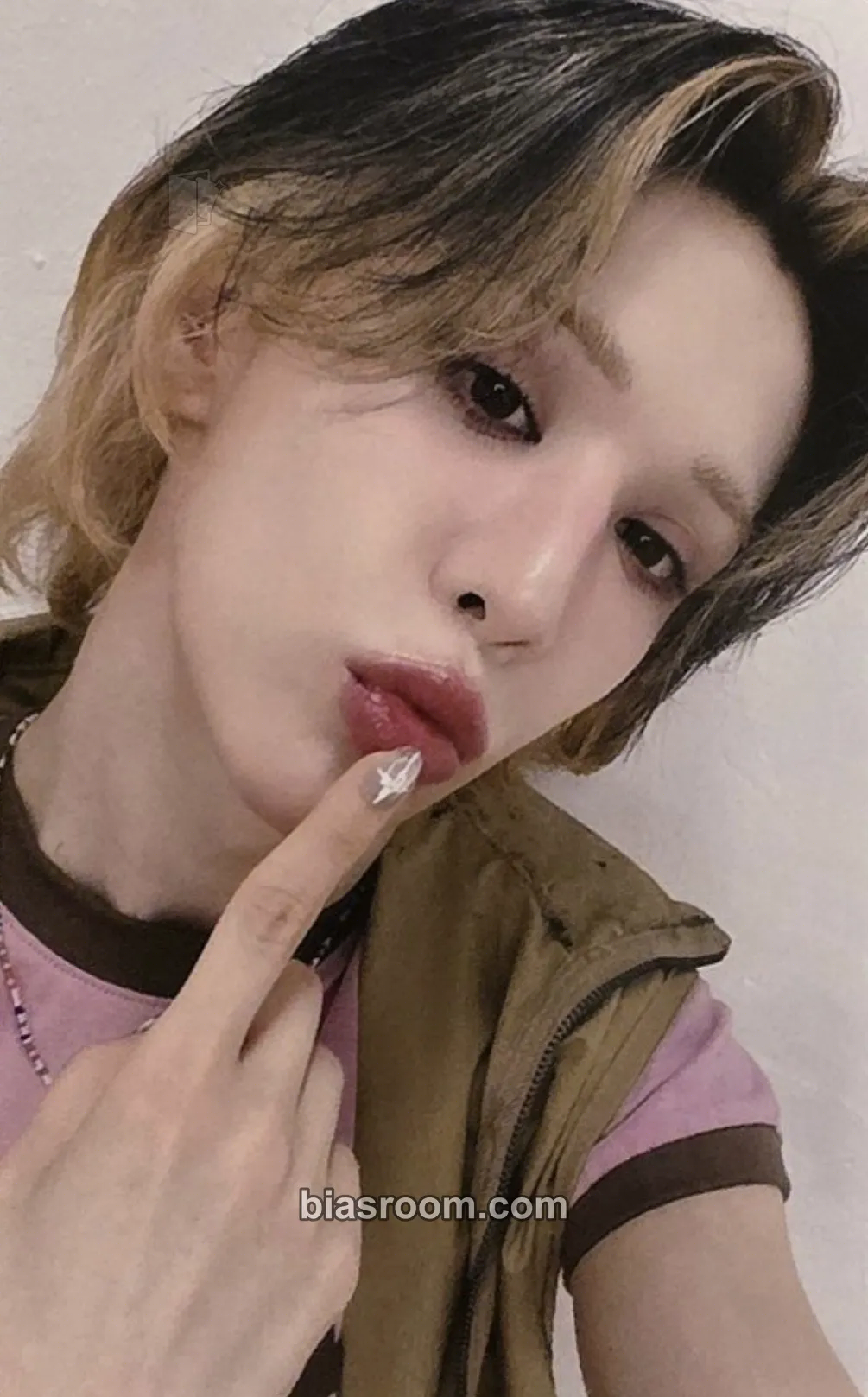 Wumuti I ONE Photocard - XLOV - XLOV K-pop photocard