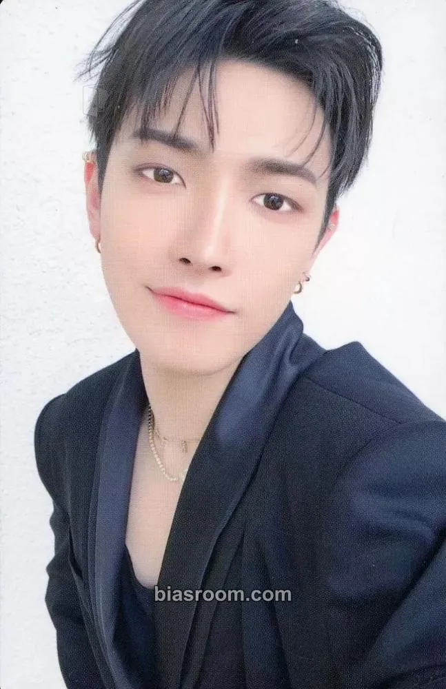 Hongjoong Birthday Photocard - ATEEZ - ATEEZ K-pop photocard
