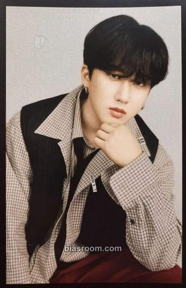 Changbin SMART Magazine Photocard - Stray Kids - Stray Kids K-pop photocard