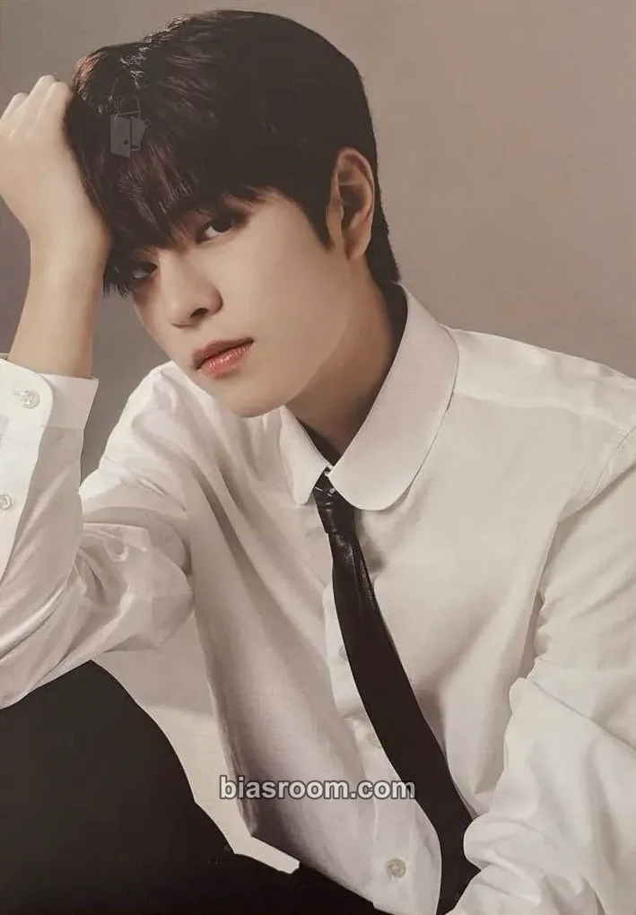Seungmin S Cawaii! Magazine Photocard - Stray Kids - Stray Kids K-pop photocard