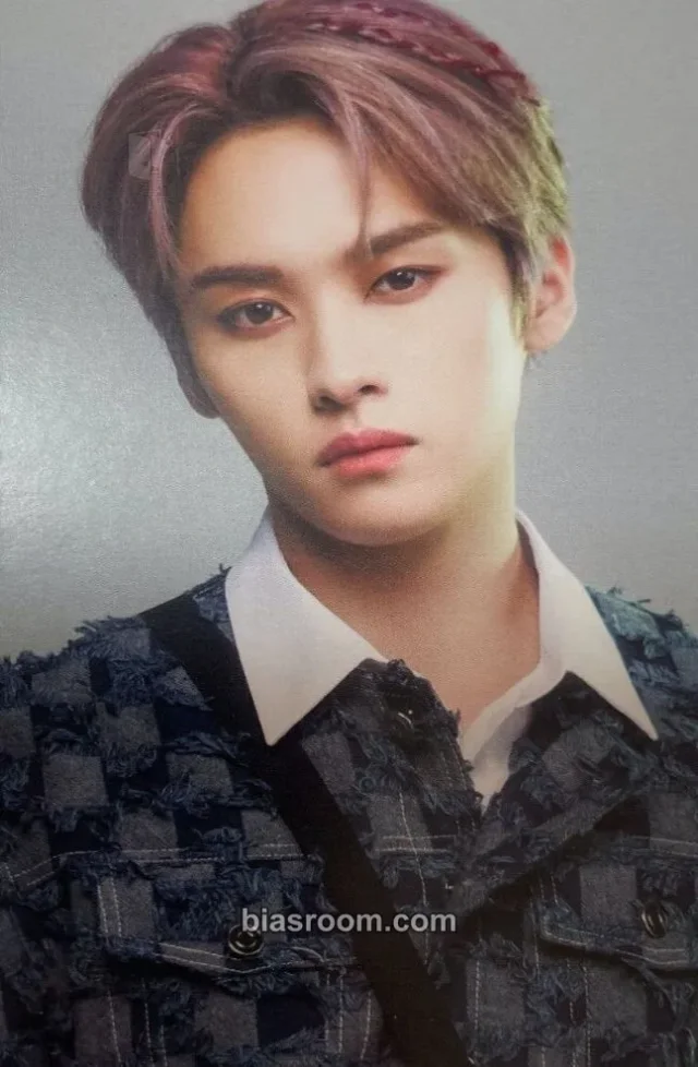 Stray Kids - Lee Know - Nikkei Entertainment Magazine Other photocard set