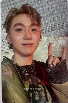 Seungkwan HAPPY BURSTDAY Photocard - SEVENTEEN - SEVENTEEN K-pop photocard