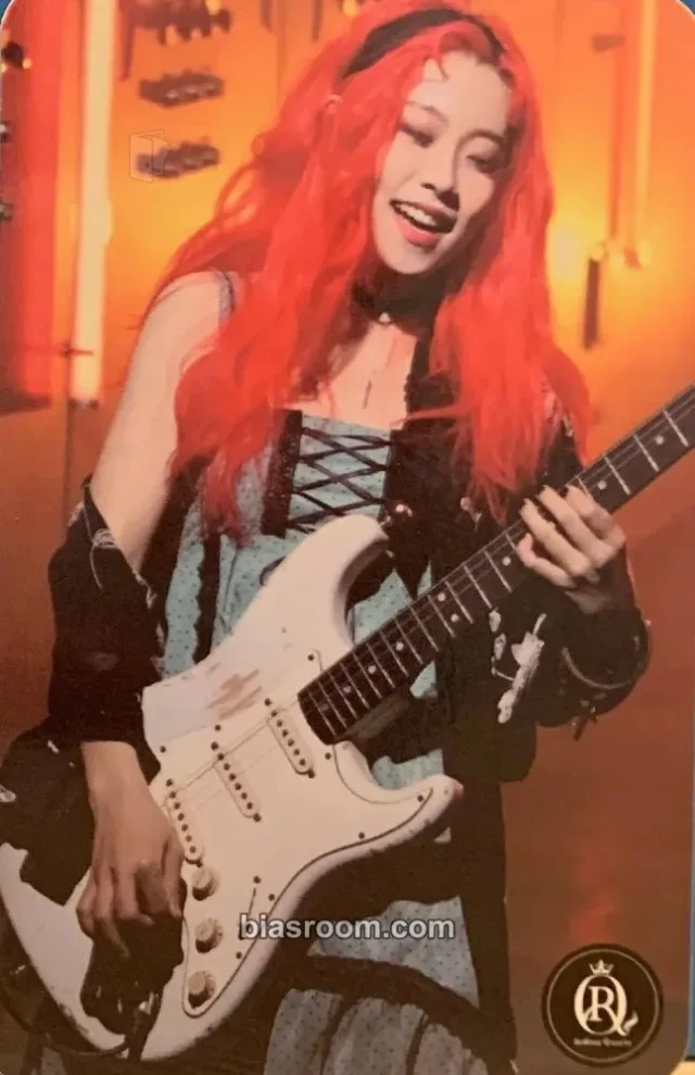 Rolling Quartz - Iree - Blaze Album version 1 photocard set album photocard